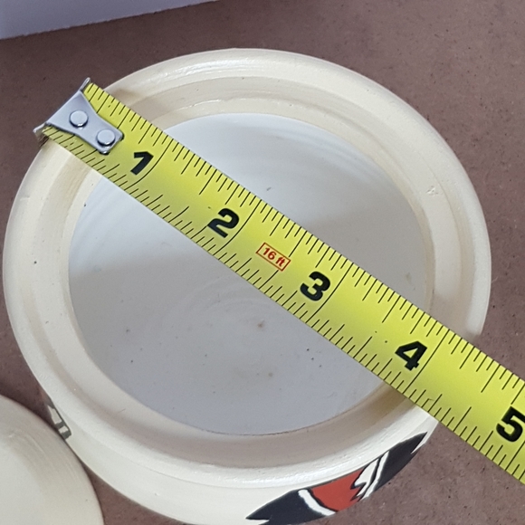 Hand Painted Pottery Bowl with Lid - Picture 6 of 7